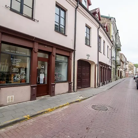Spacious In Old Town *