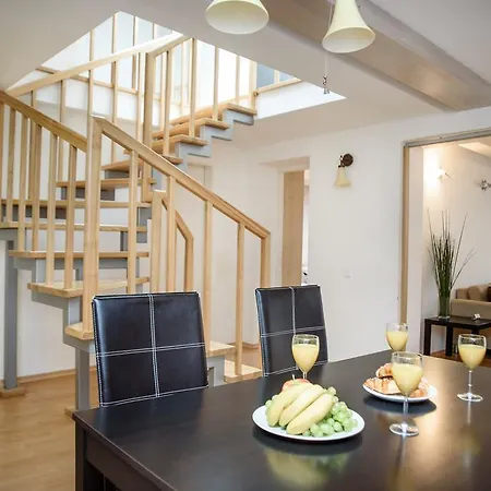 Spacious In Old Town