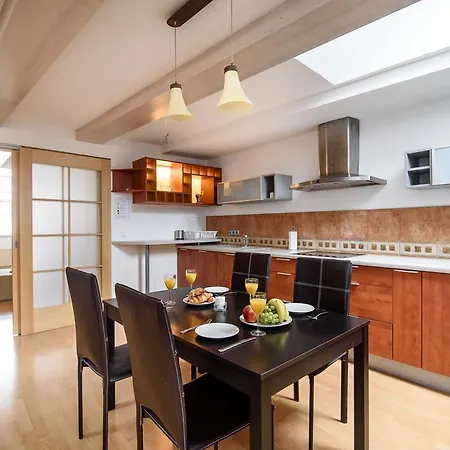 Apartamento Spacious In Old Town Vilna