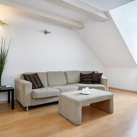 Spacious In Old Town דירה וילנה