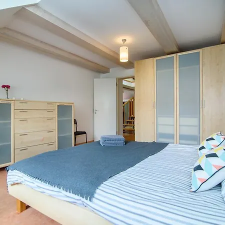 דירה Spacious In Old Town *