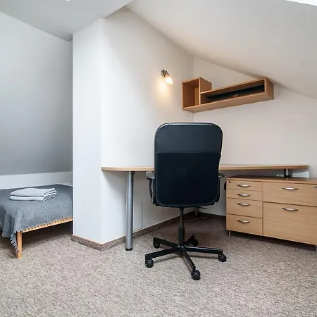 Spacious In Old Town *